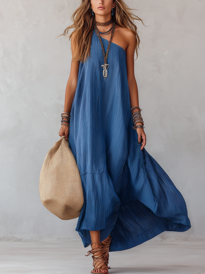 Robe longue fluide rayée bleu roi à épaules dénudées