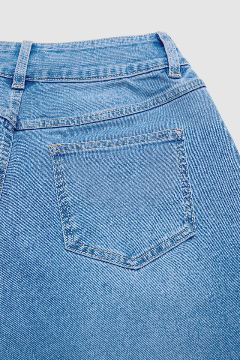 Wash Stitch Front Mid Rise Straight Leg Crop Jeans