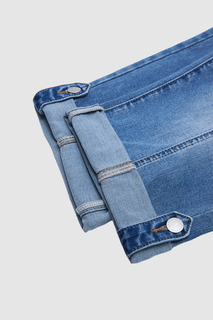 Seam Front Roll Hem Patch Pocket Mid Rise Straight Leg Capri Jeans