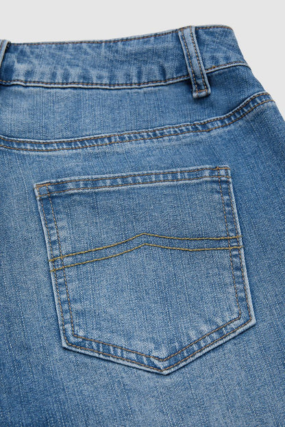 Wash Patch Pocket Dual Button Mid Rise Barrel Leg Crop Jeans